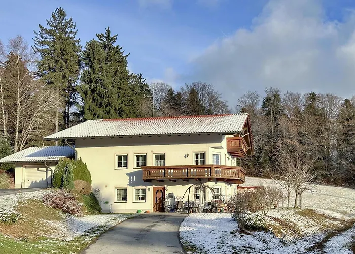 Sonnenwald Apartment *